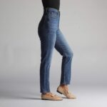 ⁦جينز نسائي ساق ضيق⁩ - الصورة ⁦3⁩