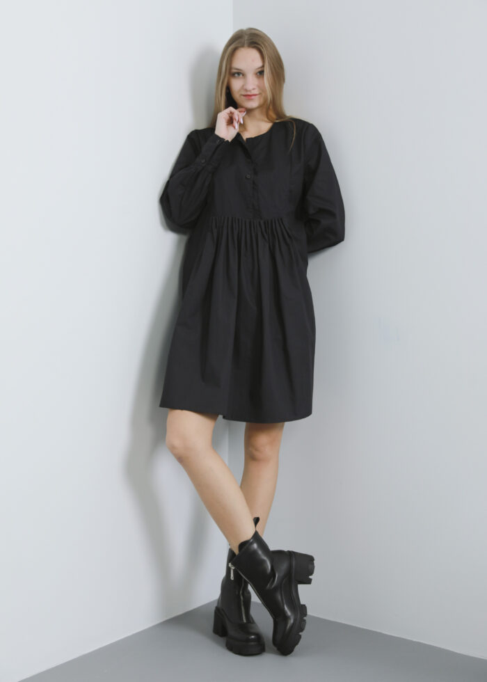Women Plain Pleated Design Short Dress - Image 1
