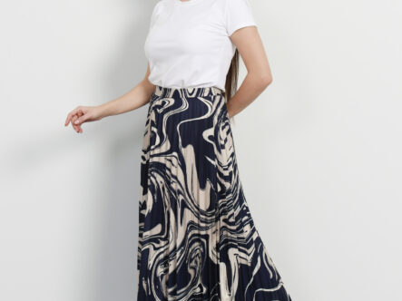 Women Pleated Long Skirt