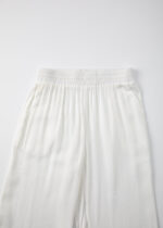 ⁦بنطلون نسائي سادة واسع⁩ - الصورة ⁦2⁩