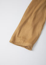 ⁦بلوزة نسائي بنسيج لامع⁩ - الصورة ⁦4⁩