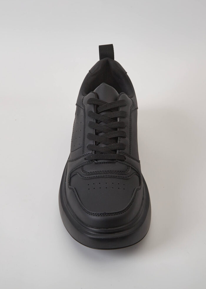 Men Leather Sport Shoes - Image 3