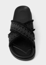 Women Embroidery Slipper - Image 3