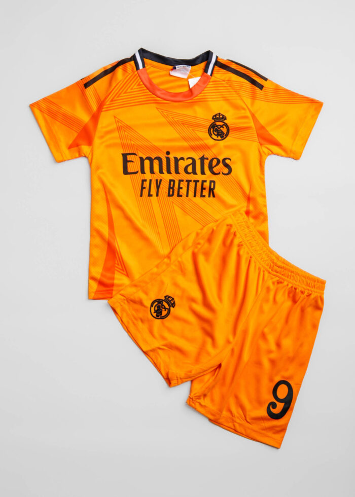 Kids Boy Real Madrid "Mbappe 9" Two-Pieces Football Suit - Image 1