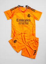Kids Boy Real Madrid "Vini JR 7" Two-Pieces Football Suit