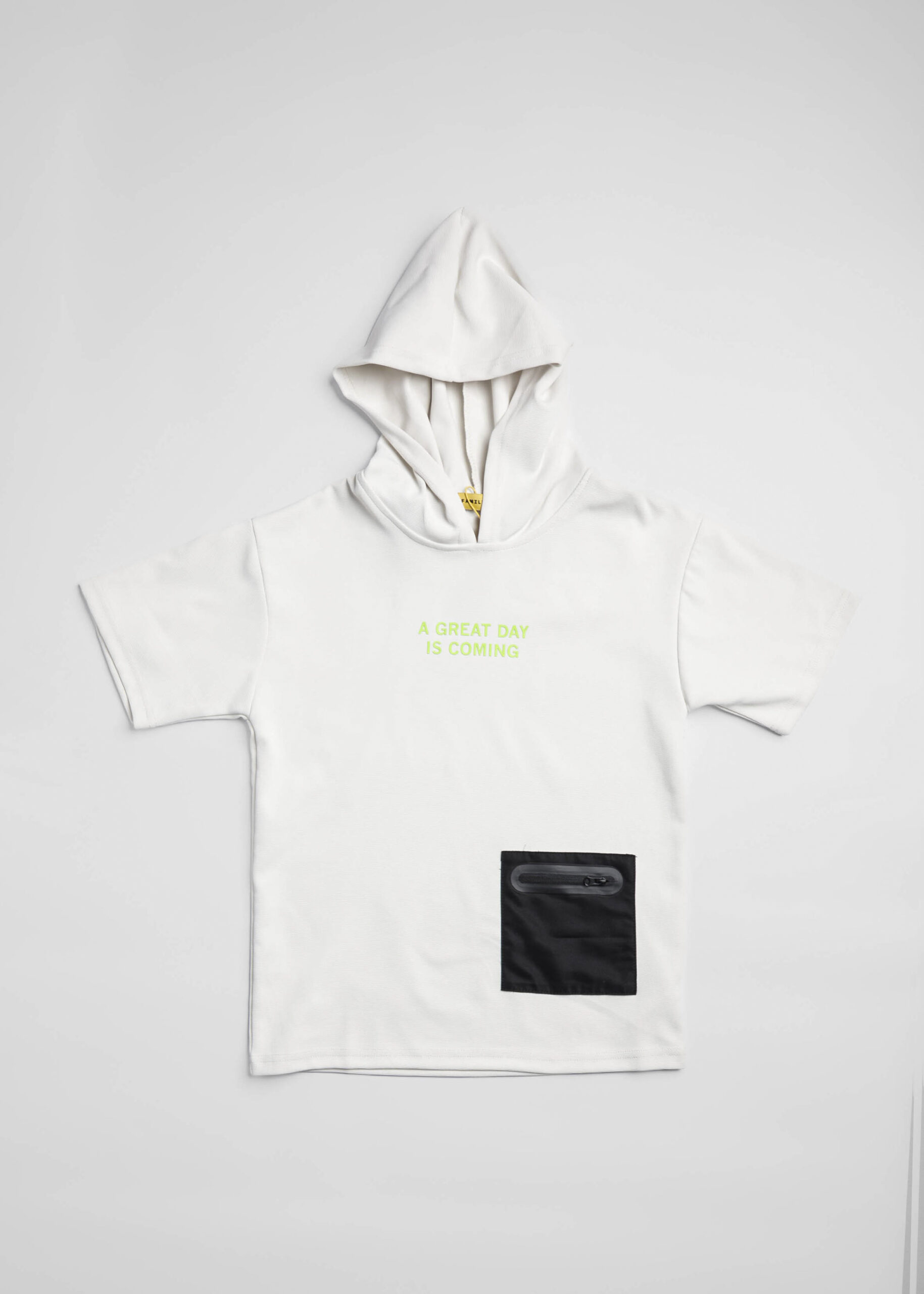 6125316023818-a تيشيرت أطفال ولادي بطباعة "A Great Day is Coming" - الصورة 1