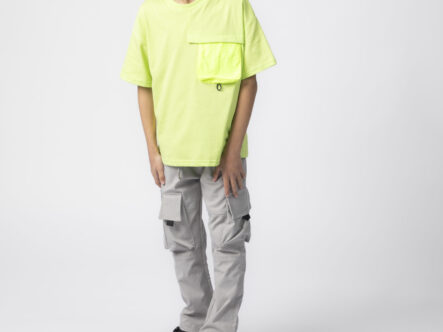 تيشيرت أطفال ولادي مزينة بجيب