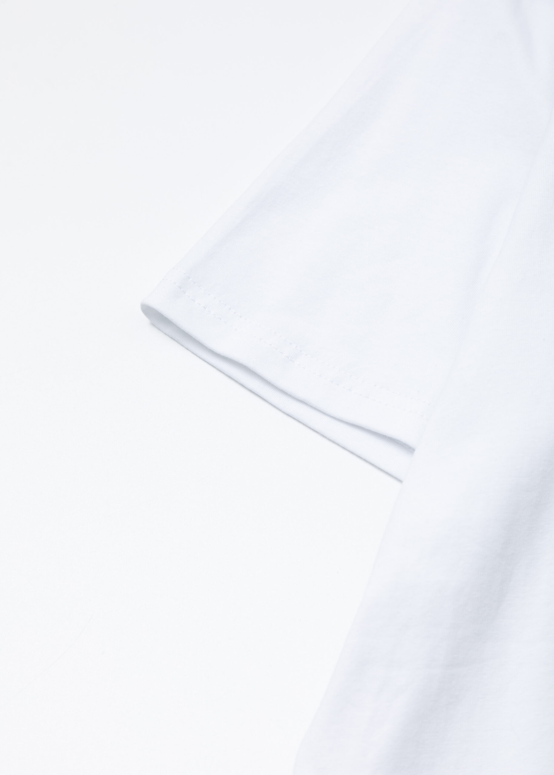 6125216040902-d Women Printed Design T-Shirt - Image 4