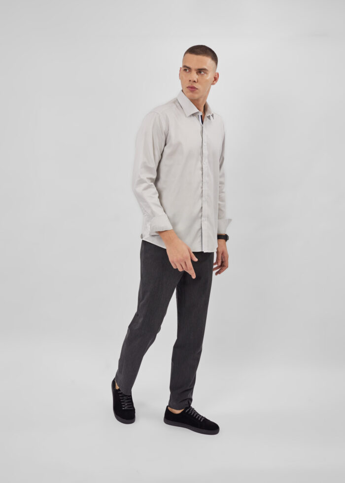 ⁦قميص رجالي سادة Slim-Fit⁩ - الصورة ⁦2⁩