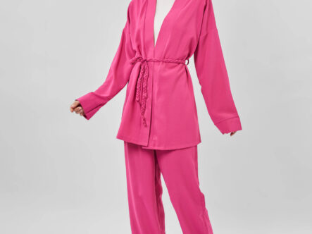 طقم نسائي قطعتين