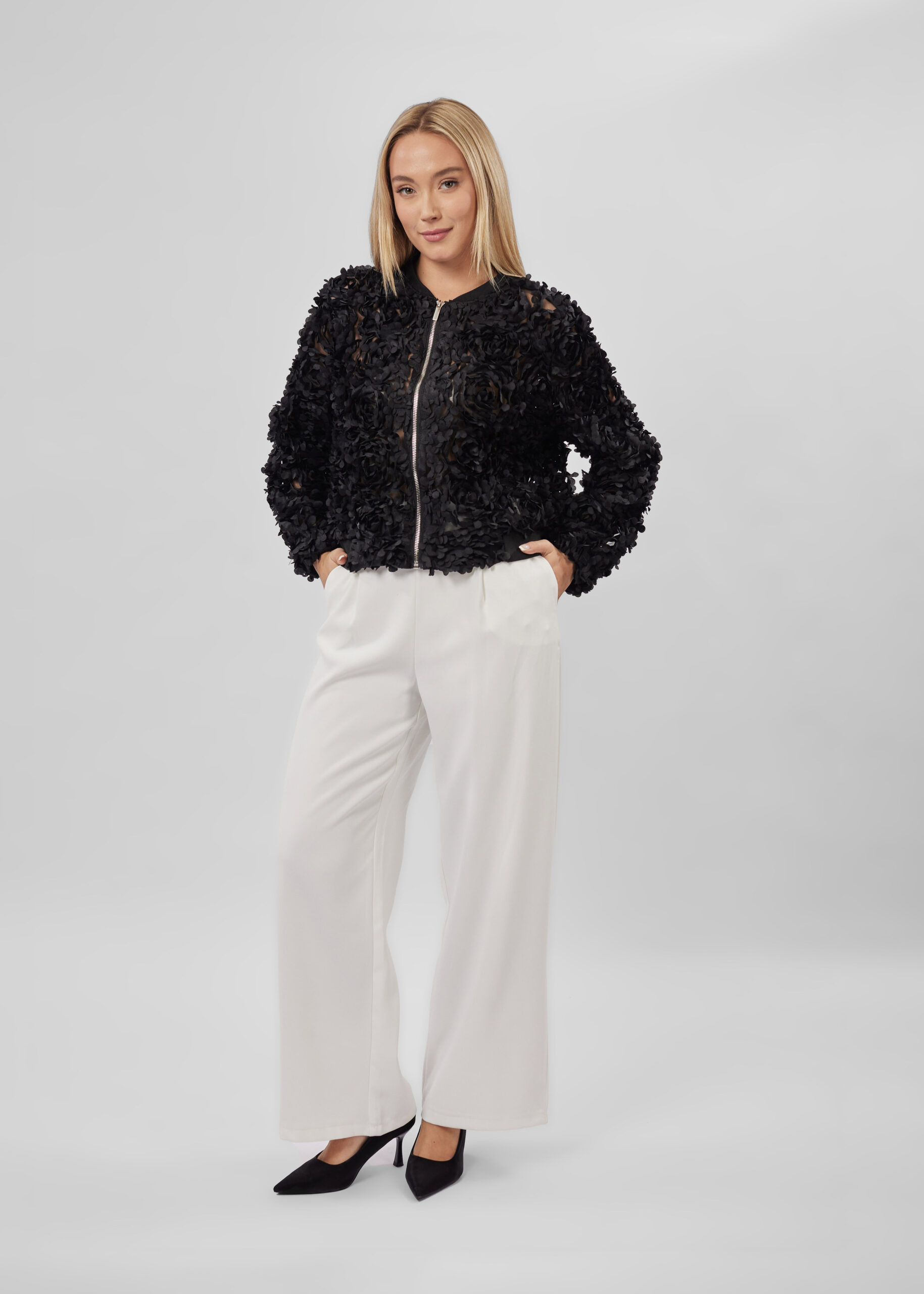 6125203016401-x Women Tulle Flowers Decor Jacket - Image 1