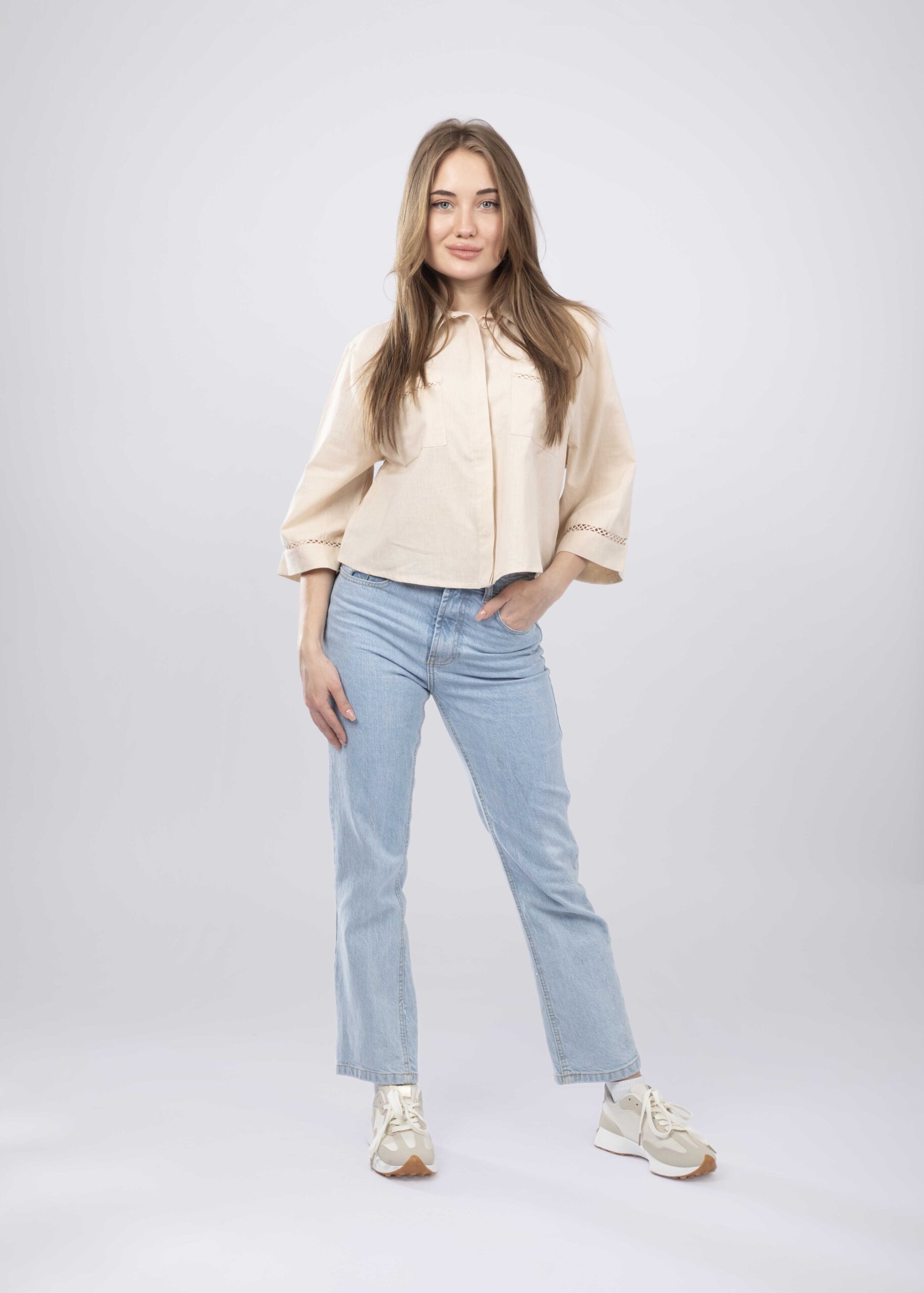 6125204067503-a قميص نسائي مزين بتطريز - الصورة 1