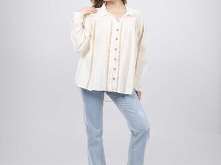 قميص نسائي مزين بتطريز