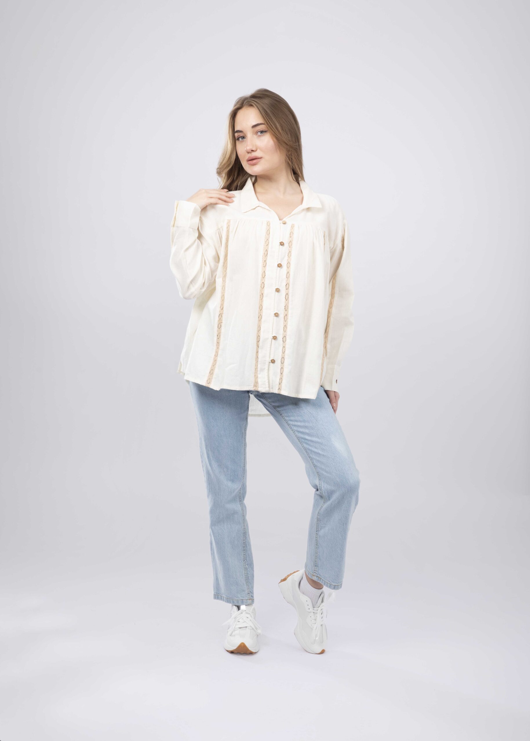 6125204069303-a قميص نسائي مزين بتطريز - الصورة 1