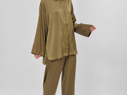 بنطلون نسائي سادة واسع