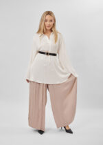 Women Pleated Flow Trouser - Image 2