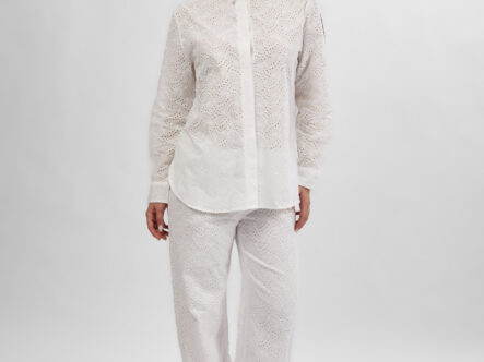 بنطلون نسائي واسع مطرز