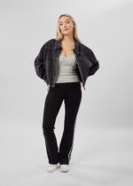 ⁦بنطلون رياضة نسائي⁩ - الصورة ⁦2⁩