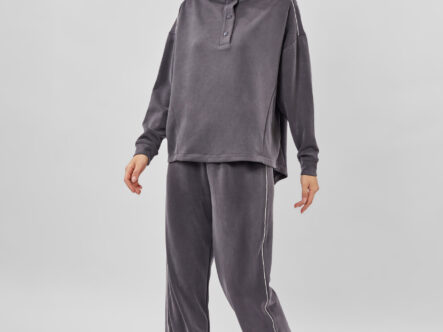 بنطلون رياضة نسائي