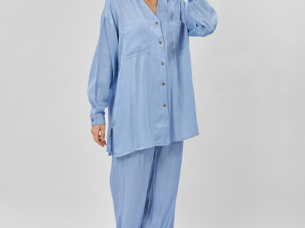 بنطلون نسائي واسع