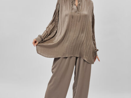 بنطلون نسائي واسع سادة