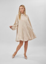 فستان نسائي قصير