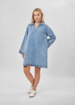 ⁦فستان نسائي جينز قصير⁩ - الصورة ⁦2⁩