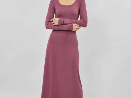 فستان نسائي سادة طويل