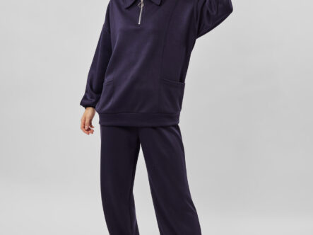 بلوزة نسائي سادة