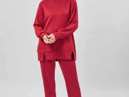 سويتشيرت نسائي سادة