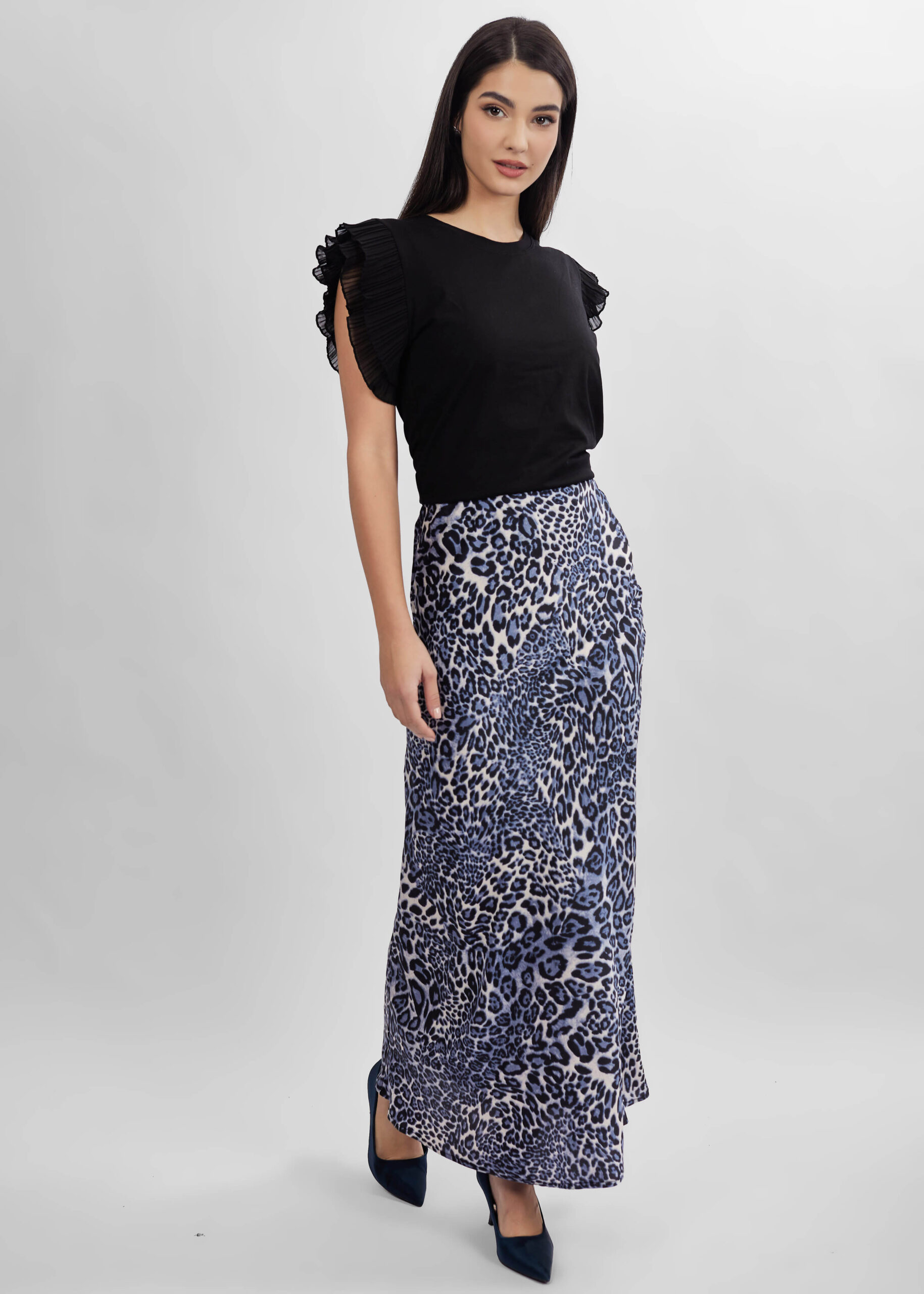 6125216041001-x Women Ruffled Decor Blouse - Image 1