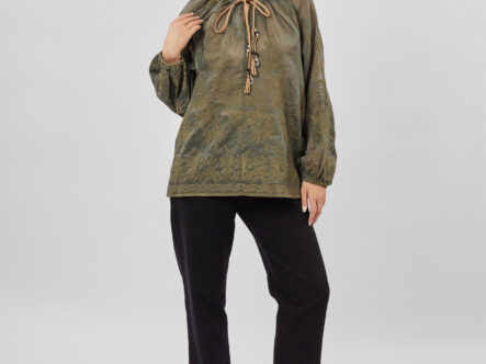 Women Embroidery Decor Blouse