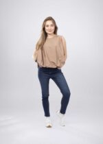 توب نسائي سادة بتصميم نفخ