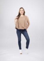 ⁦توب نسائي سادة بتصميم نفخ⁩ - الصورة ⁦2⁩