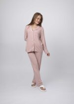 بيجامة نسائي قطعتين سادة
