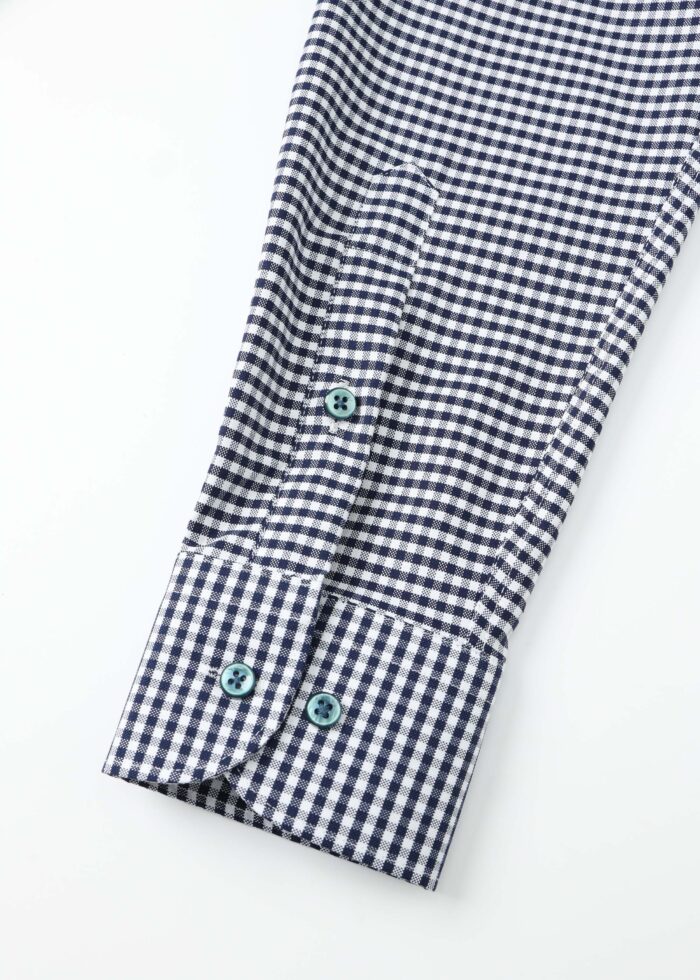 Men Checkered Regular-Fit Shirt - Image 5