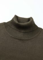 ⁦بلوزة رجالي سادة بياقة مرتفعة مثنية⁩ - الصورة ⁦2⁩