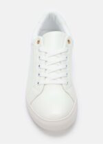 ⁦حذاء رياضة نسائي جلد⁩ - الصورة ⁦3⁩