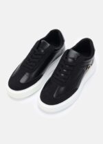 ⁦حذاء رياضة نسائي جلد وشامواه⁩ - الصورة ⁦2⁩