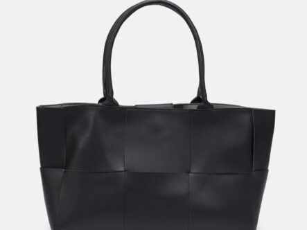 حقيبة نسائي جلد