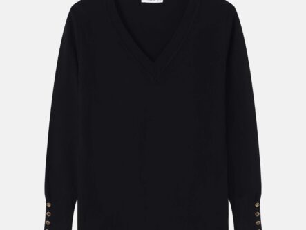 بلوزة نسائي محبوكة سادة