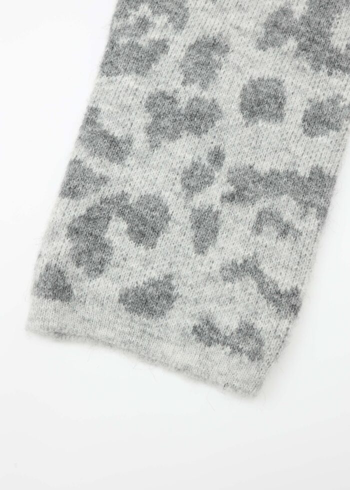 Women Knitted Patterned Blouse - Image 5
