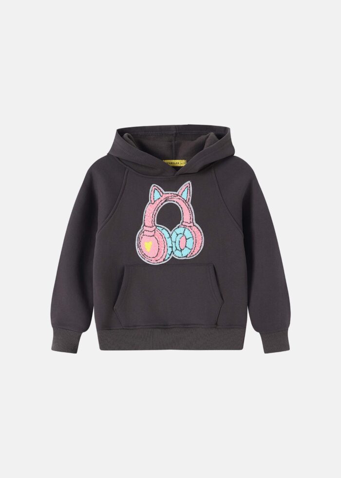 ⁦Kids Girl Beaded Embroidery Headphone Design Hoodie⁩ - الصورة ⁦1⁩