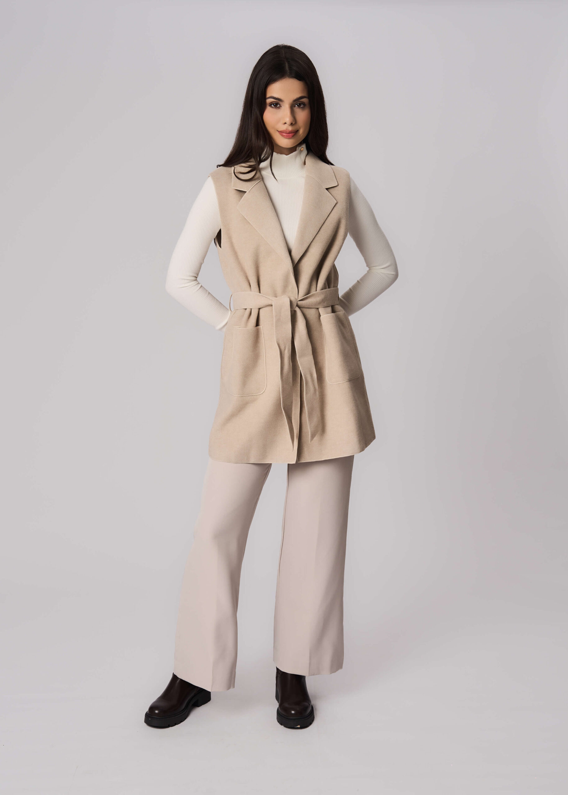 6225203008903-x فيست نسائي جوخ صوفي سادة - الصورة 1