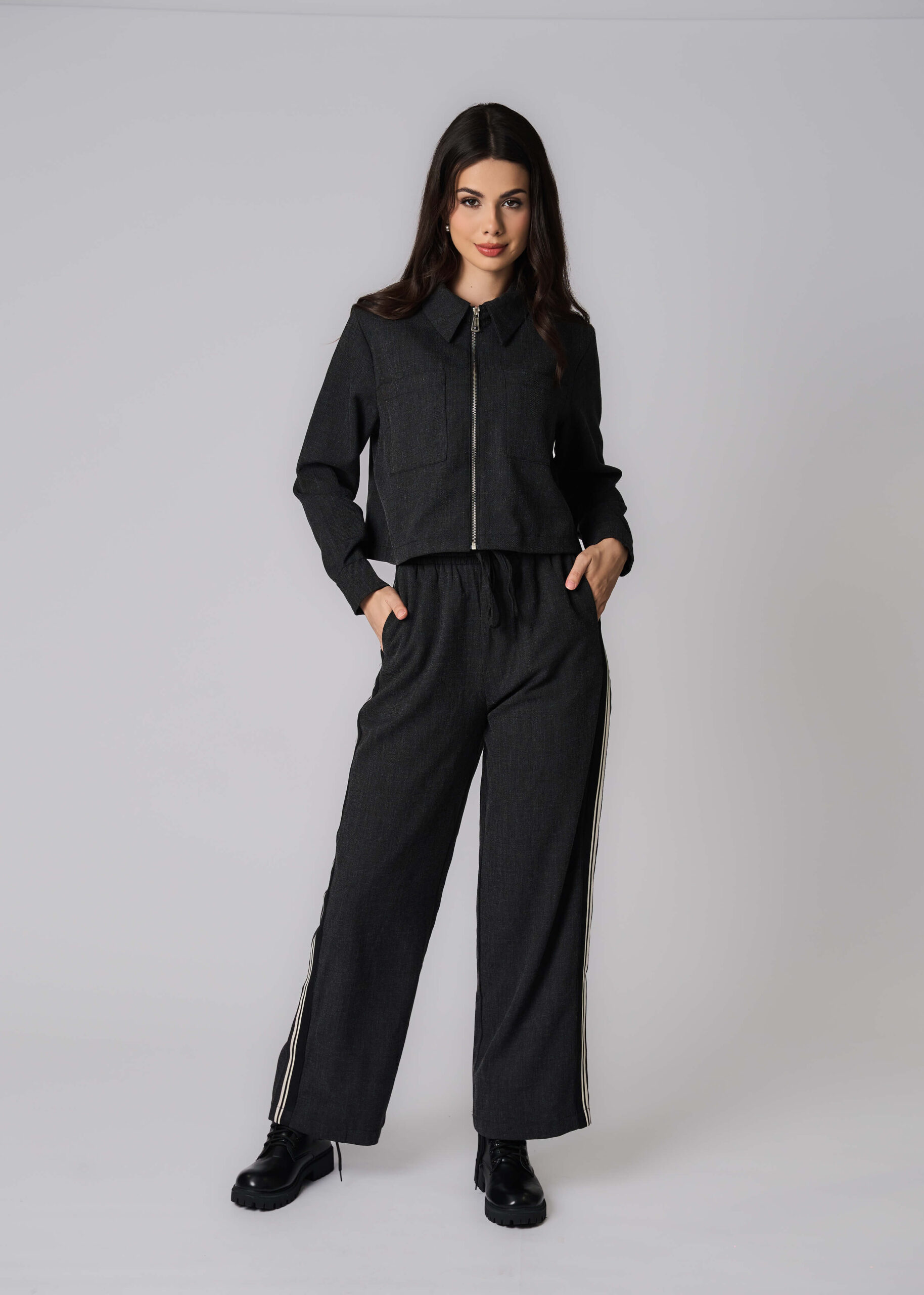 6225208015901-x Women Flow Trouser - Image 1