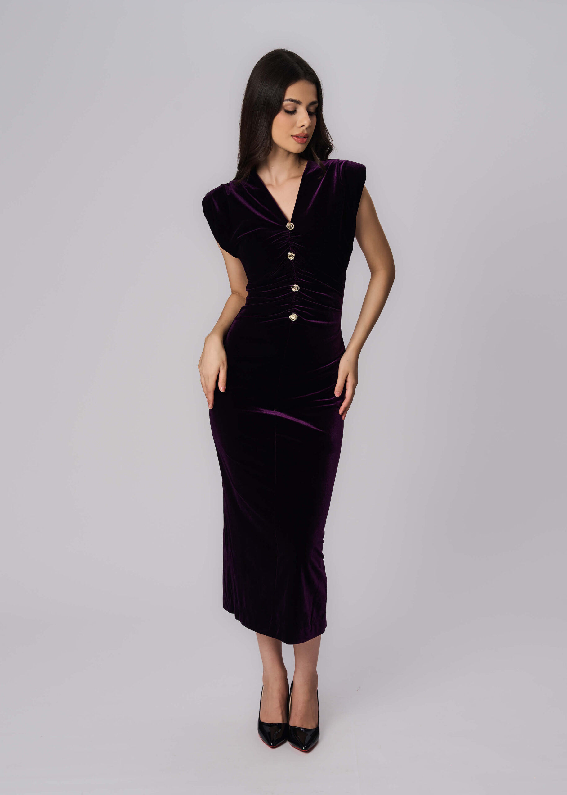 6225209003015-x Women Velvet Midi Dress - Image 1