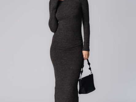 فستان نسائي طويل سادة