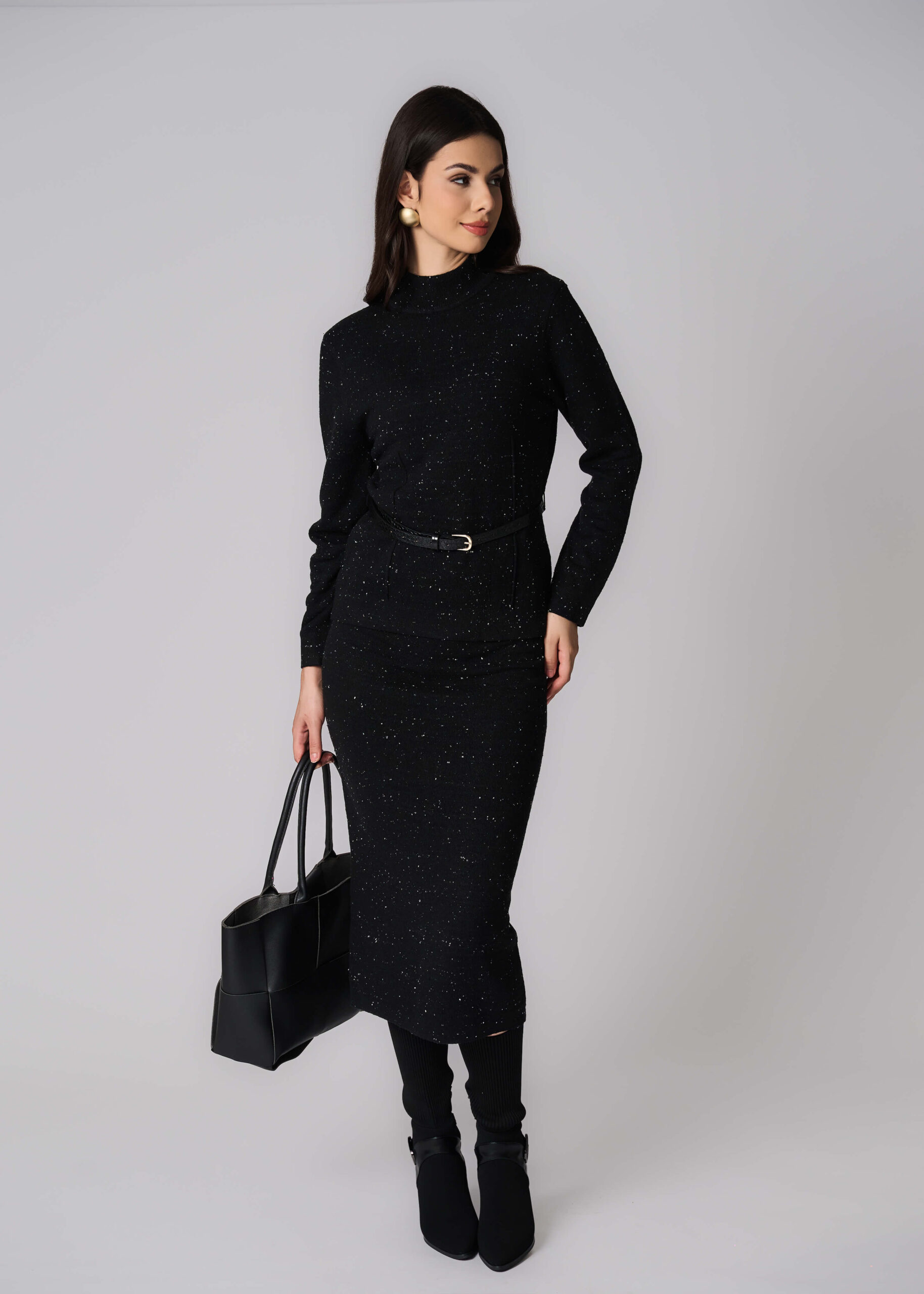 6225211024201-x Women Dotted Fabric Long Skirt - Image 1