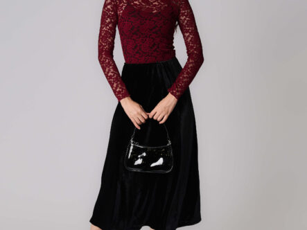 بلوزة نسائي دانتيل