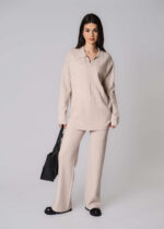 بلوزة نسائي مخططة